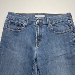 LEVI’s 515 Women’s 8 Bootcut Blue Jeans